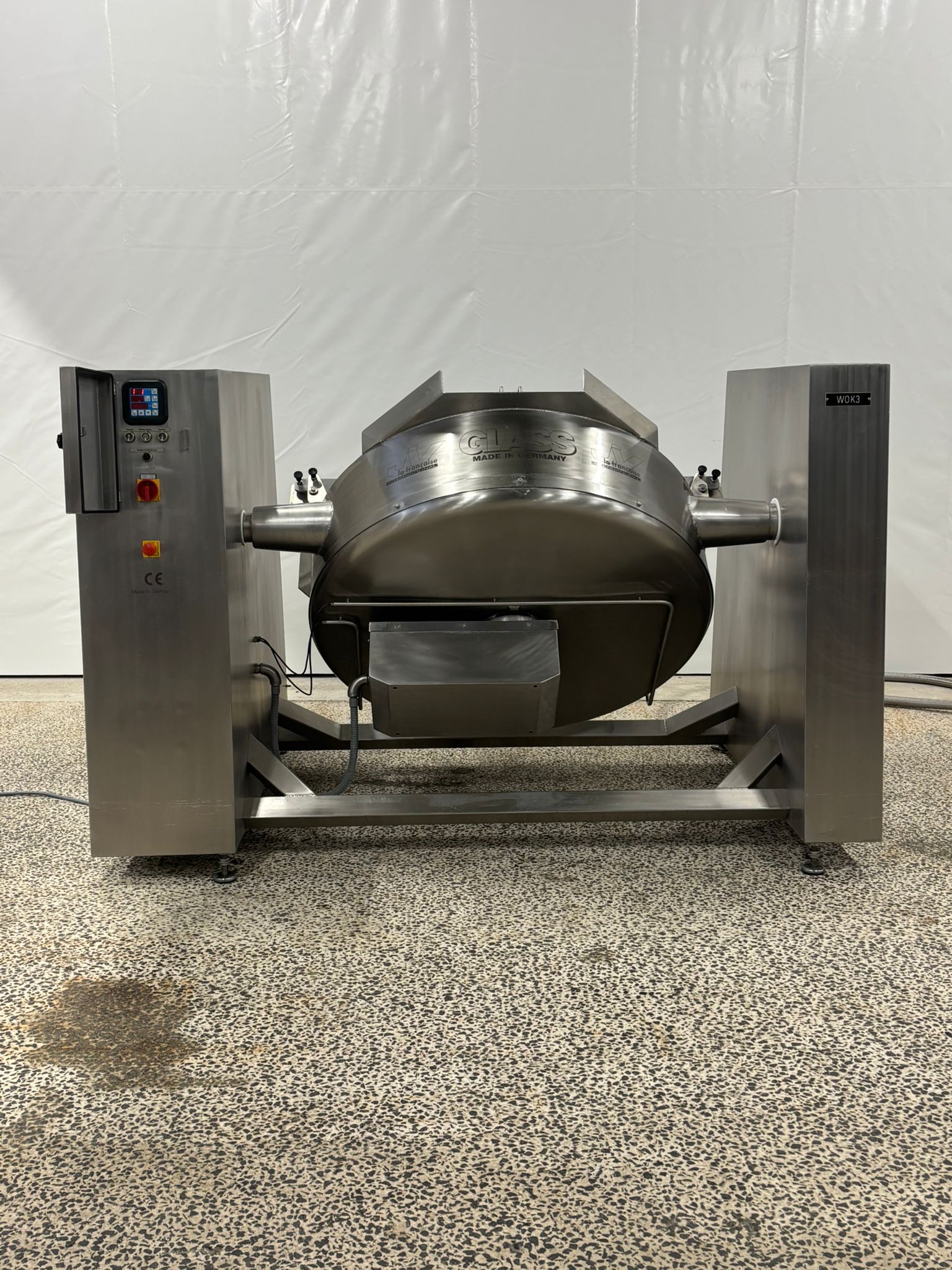 Gebruikt 2010 Glass Wok 300 met stoomregelaar