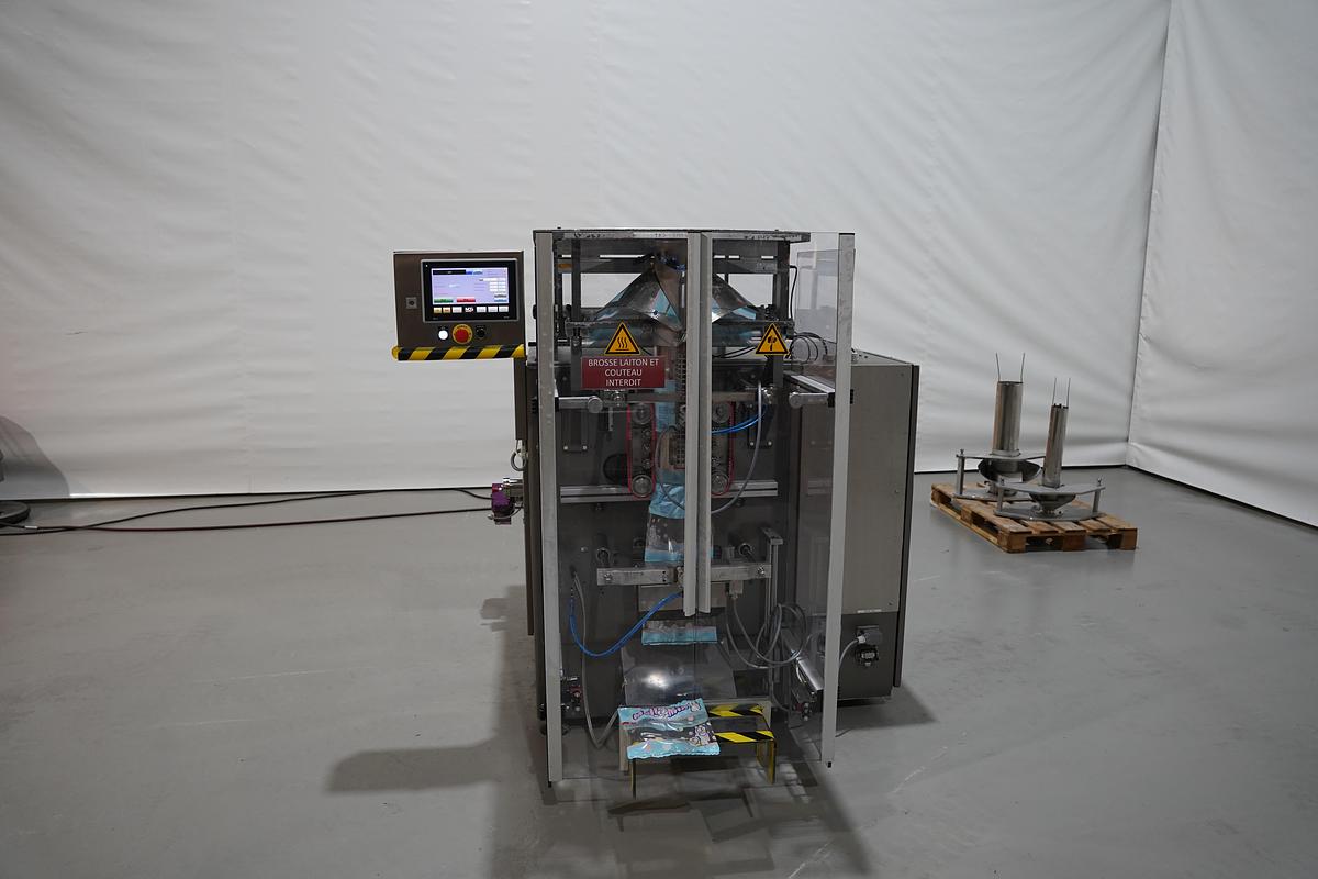 Gebruikt 2000 Wolf-Valmartin verticale verpakkingsmachine