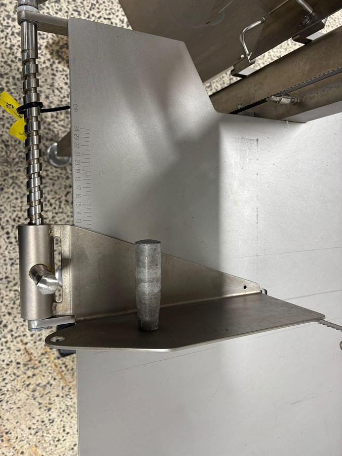 Gebruikt 2004 Omega Zaag