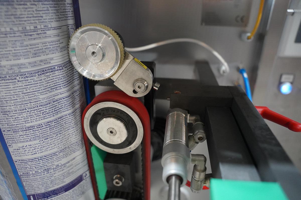 Gebruikt 2017 Innotech  Verticale verpak en sealmachine 2500 REVO E