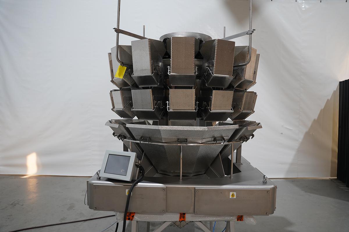 Gebruikt 2003 Ishida Multihead weger, CCW-M-214W-S/70-WP