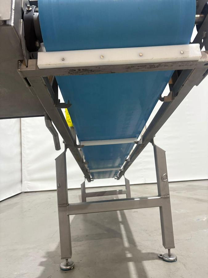 Gebruikt - Transportband invoerhoogte 730mm