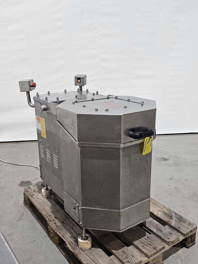 Gebruikt 2008 Technoceam Centrifuge