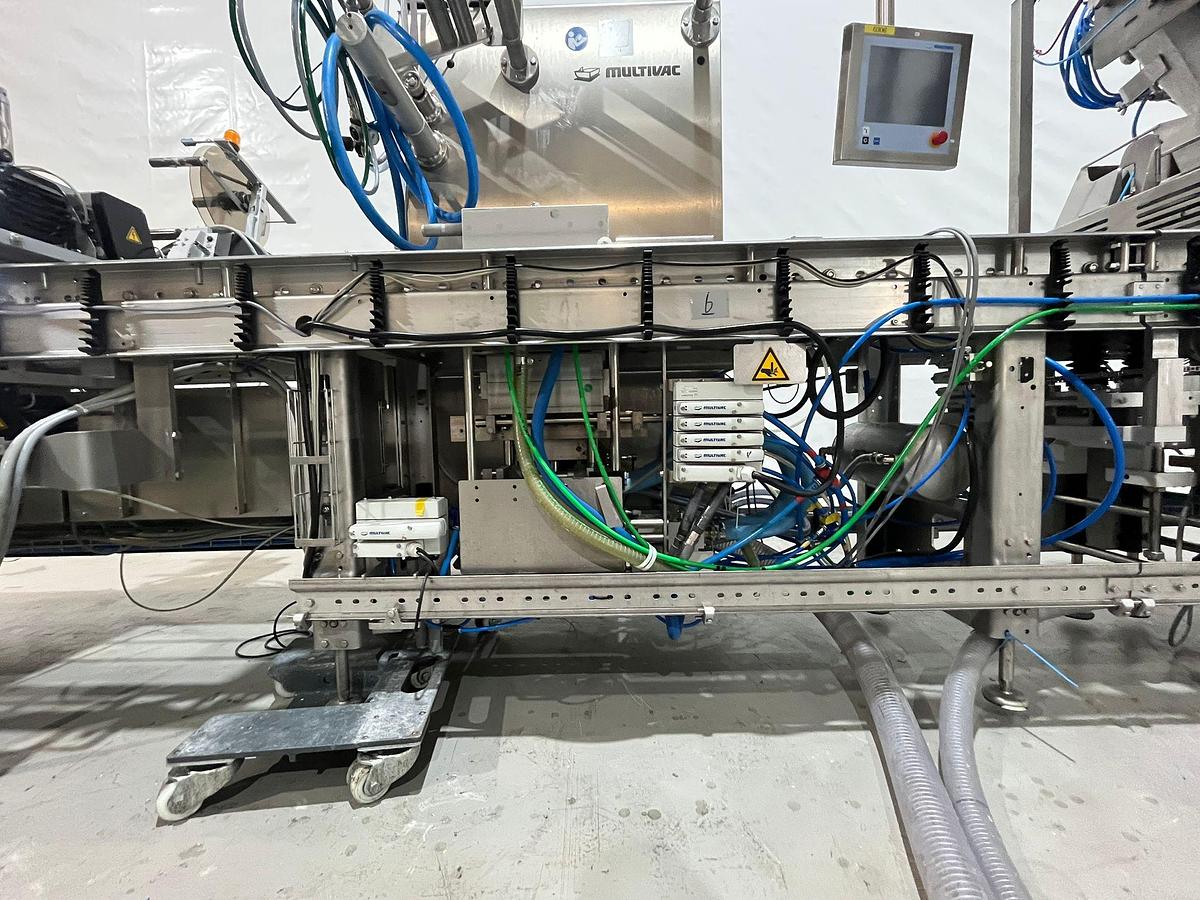 Gebruikt 2008 Multivac Dieptrekverpakkingsmachine R245