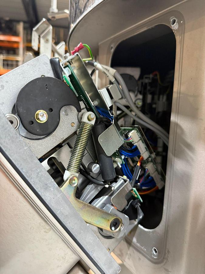 Gebruikt 2015 Ishida Multihead weger, CCW-RS-210W-1S/30-SS