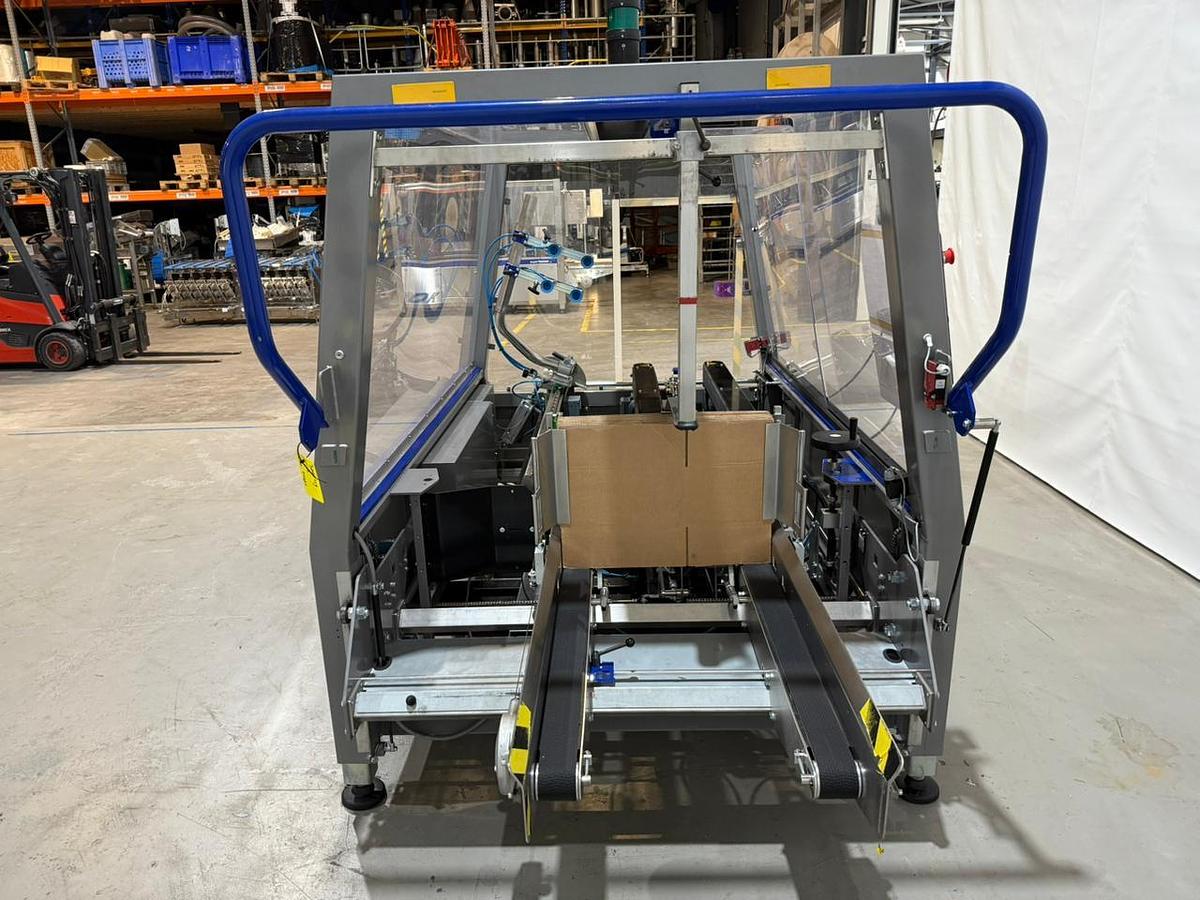 Gebruikt 2009 OK Packaging Systems B.V. Superformer-1 dozenmachine met tape