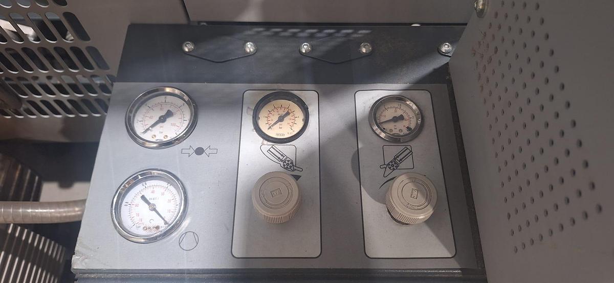 Gebruikt 2011 Siat Dozenvouwer/taper, type F344 SX