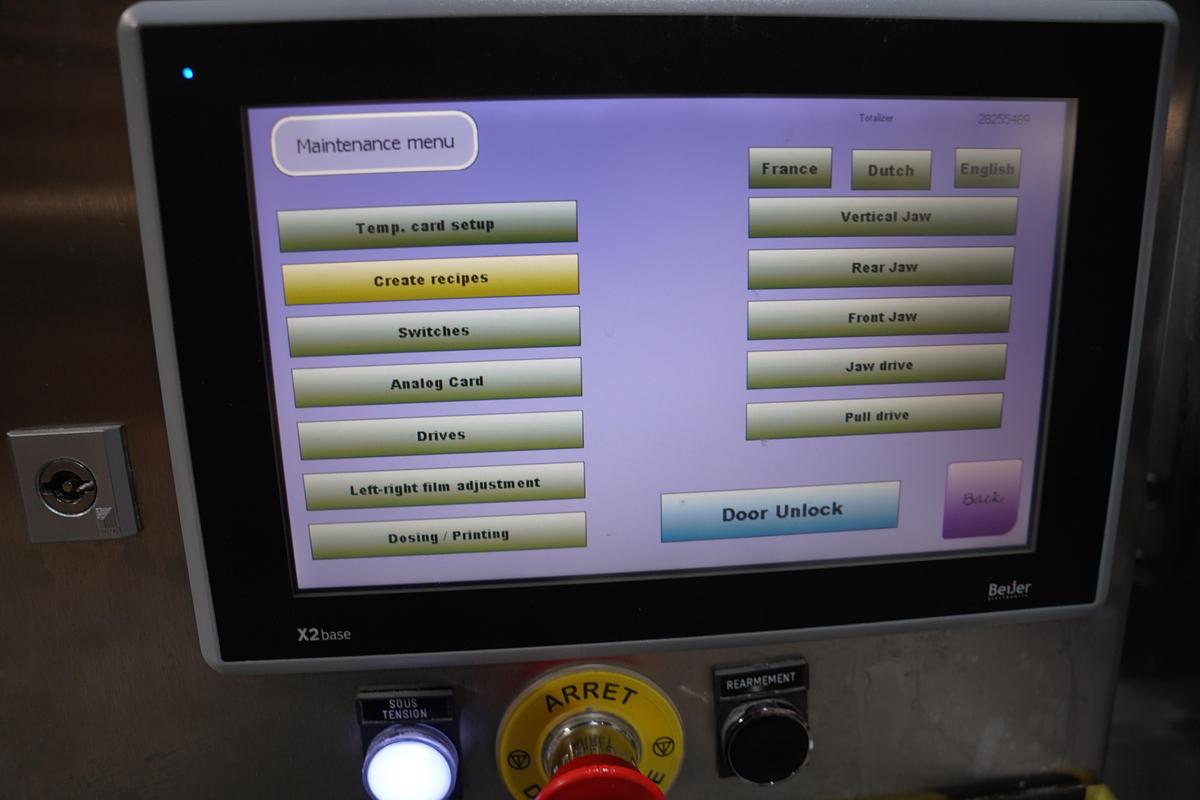 Gebruikt 2000 Wolf-Valmartin verticale verpakkingsmachine