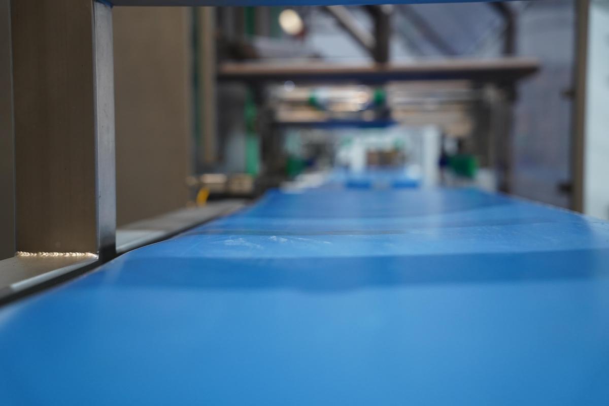 Gebruikt 2006 Groba Kaas ontfoliemachine, type TB454,L-200