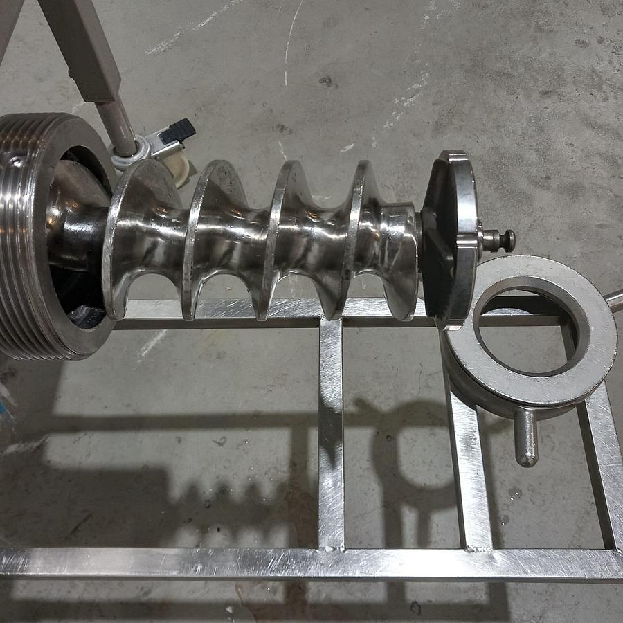 Gebruikt 2007 Thompson Meat Machinery Gehaktmolen, 900