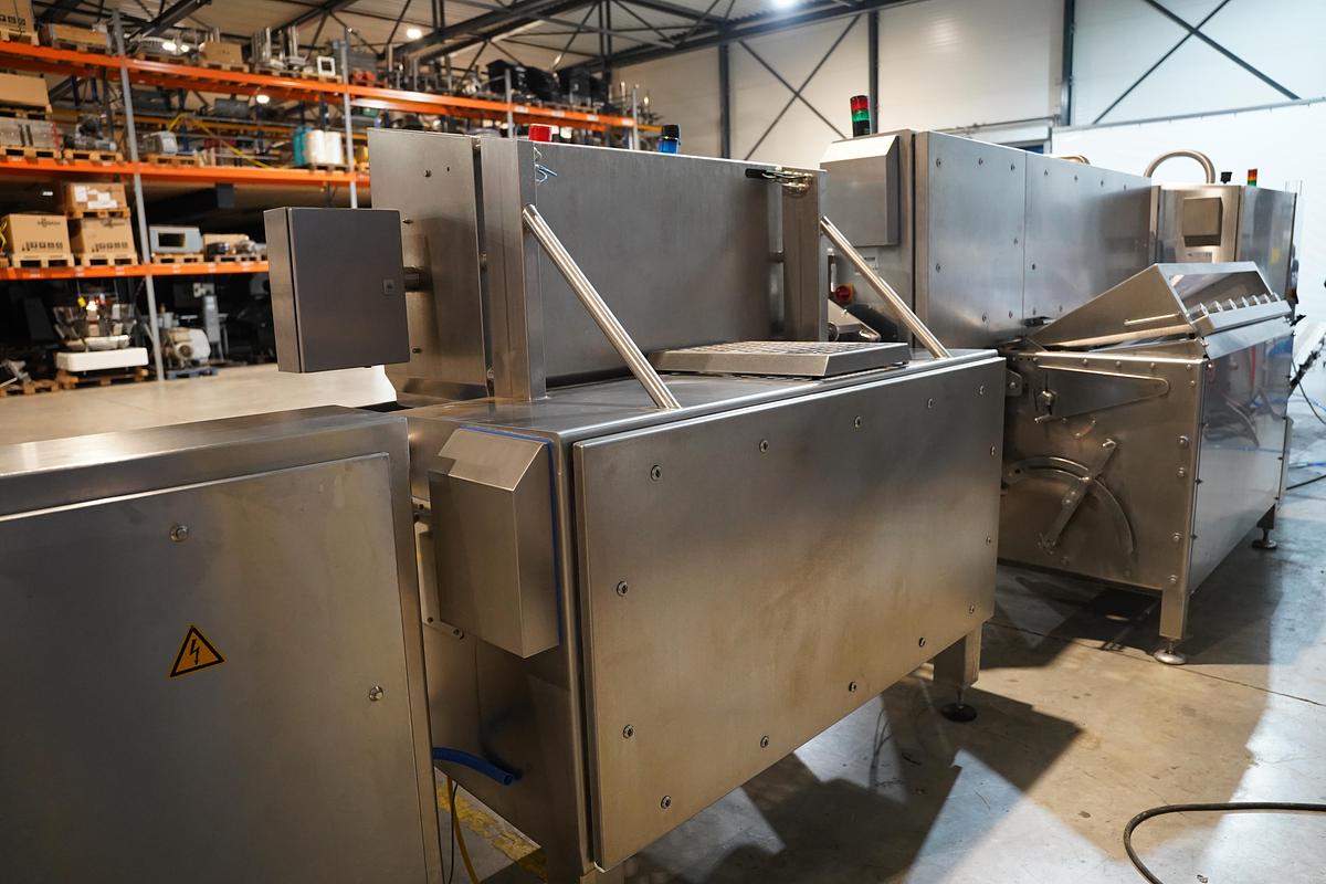 Gebruikt 2011 BG PACK Spa revolver flow packline type BG2800 EWL220-LEFT