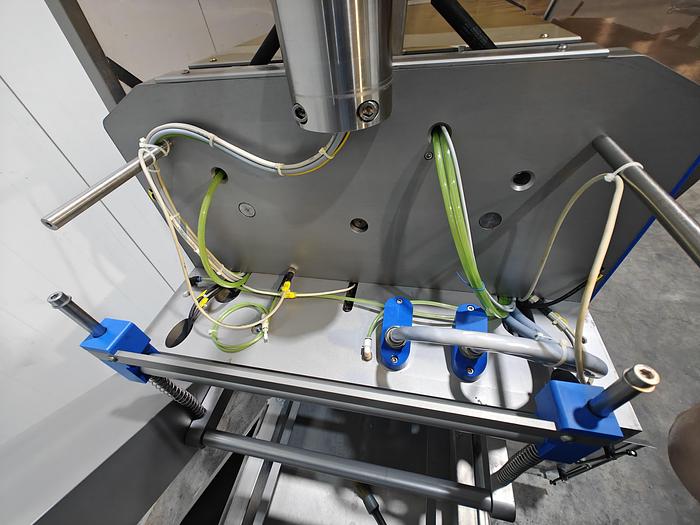 Used 2012 Sealpac Traysealer A5