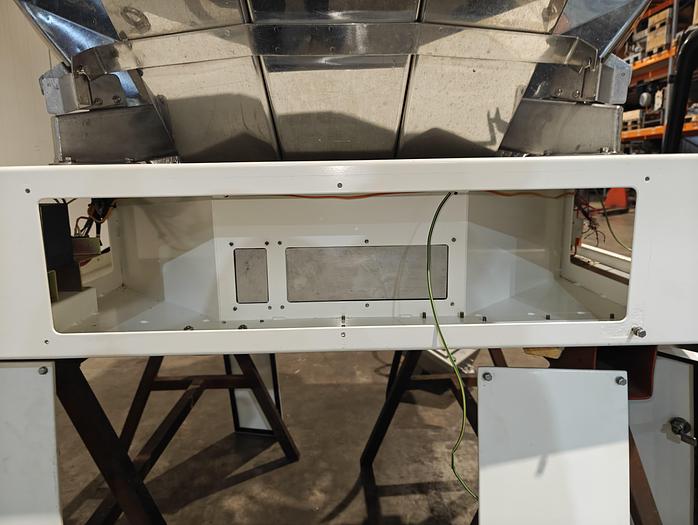 Used Yamato Dataweigh Multihead weger, ADW-508MD