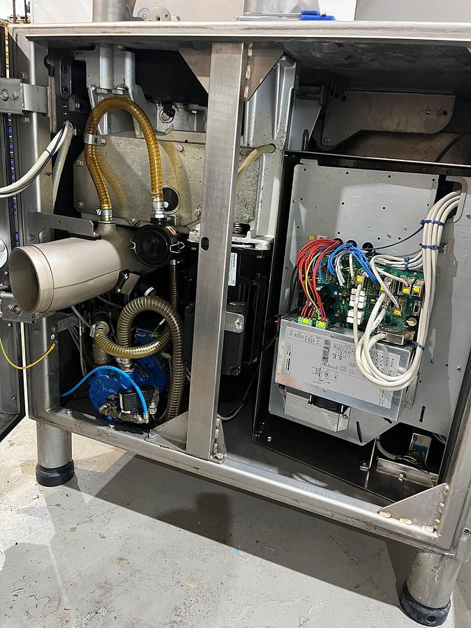 Used 2019 Handtmann Vacuümvuller, VF620K-pomp