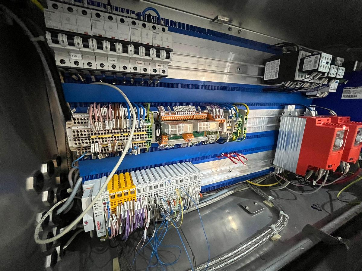 Gebruikt 2008 Multivac Dieptrekverpakkingsmachine R245