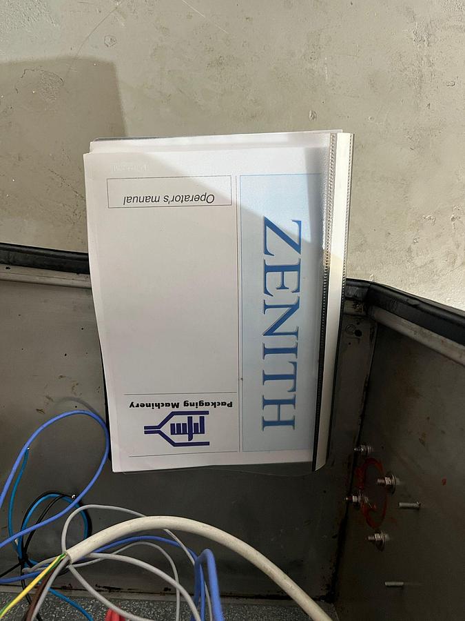 Used 2005 PFM spa Verticale Verpakkingsmachine ZENITH INOX