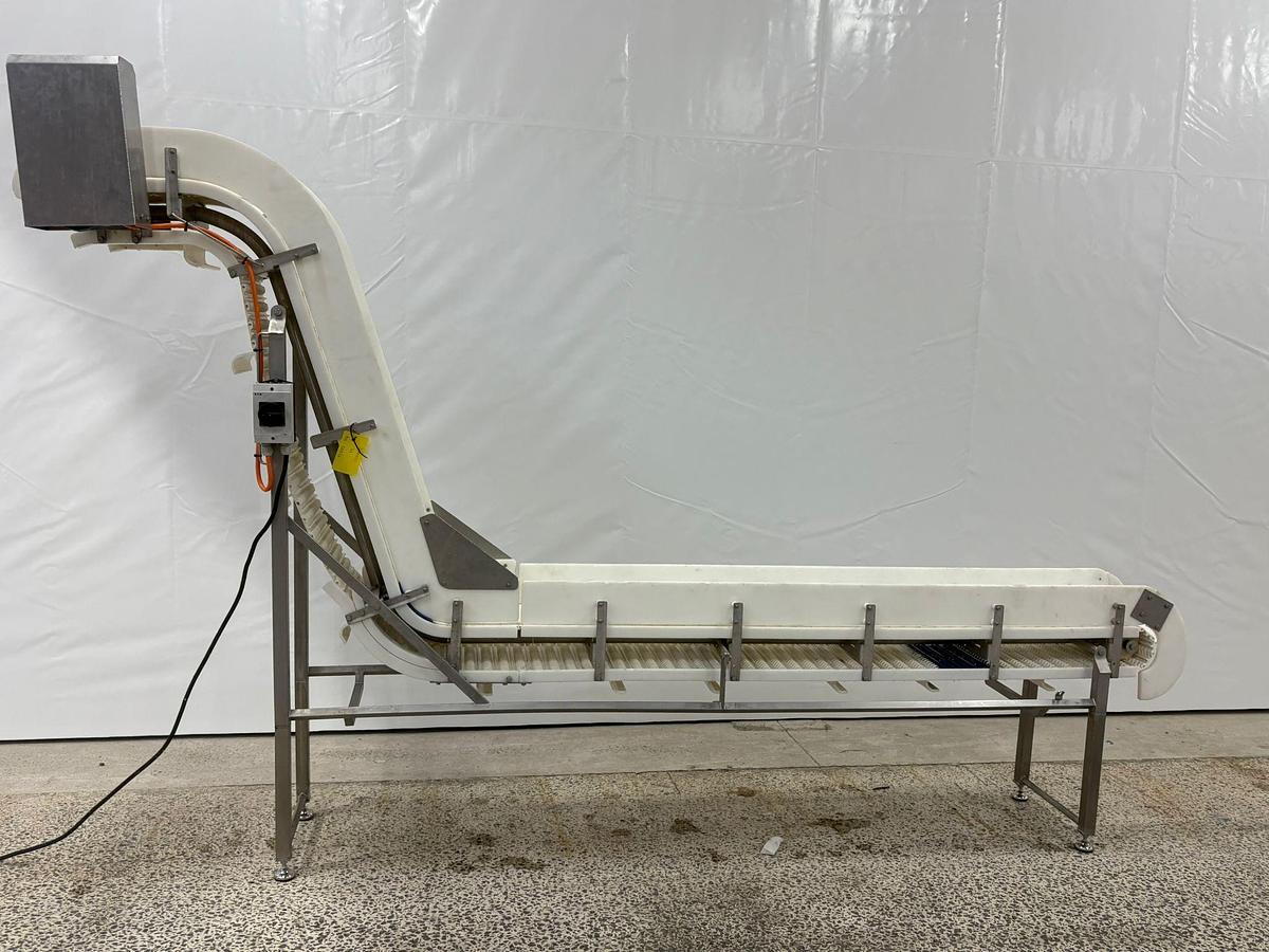 Gebruikt 2005 HGM Opvoerband type, 104.6