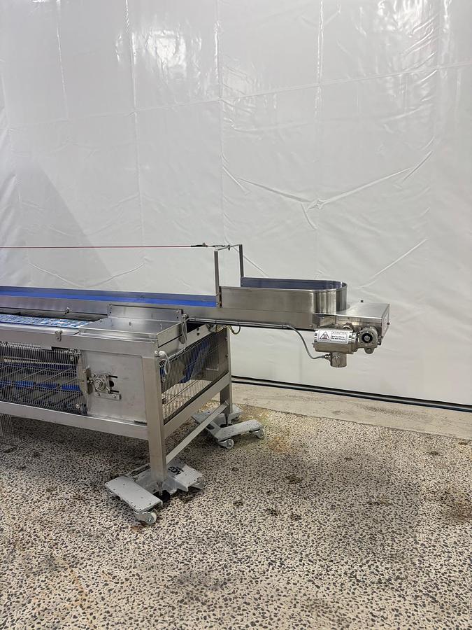 Gebruikt 2022 PND  Aardbeiensnijder type, De-clayx machine