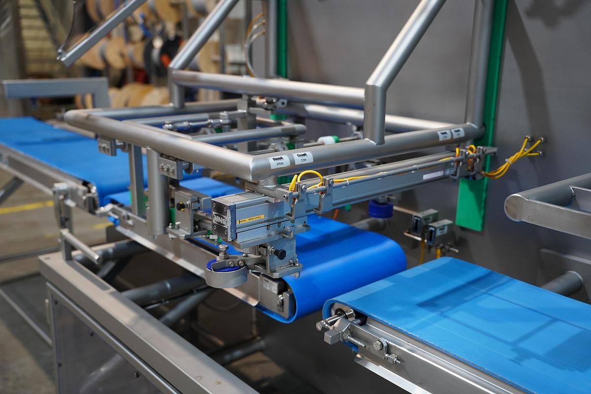 Gebruikt 2006 Groba Kaas ontfoliemachine, type TB454,L-200