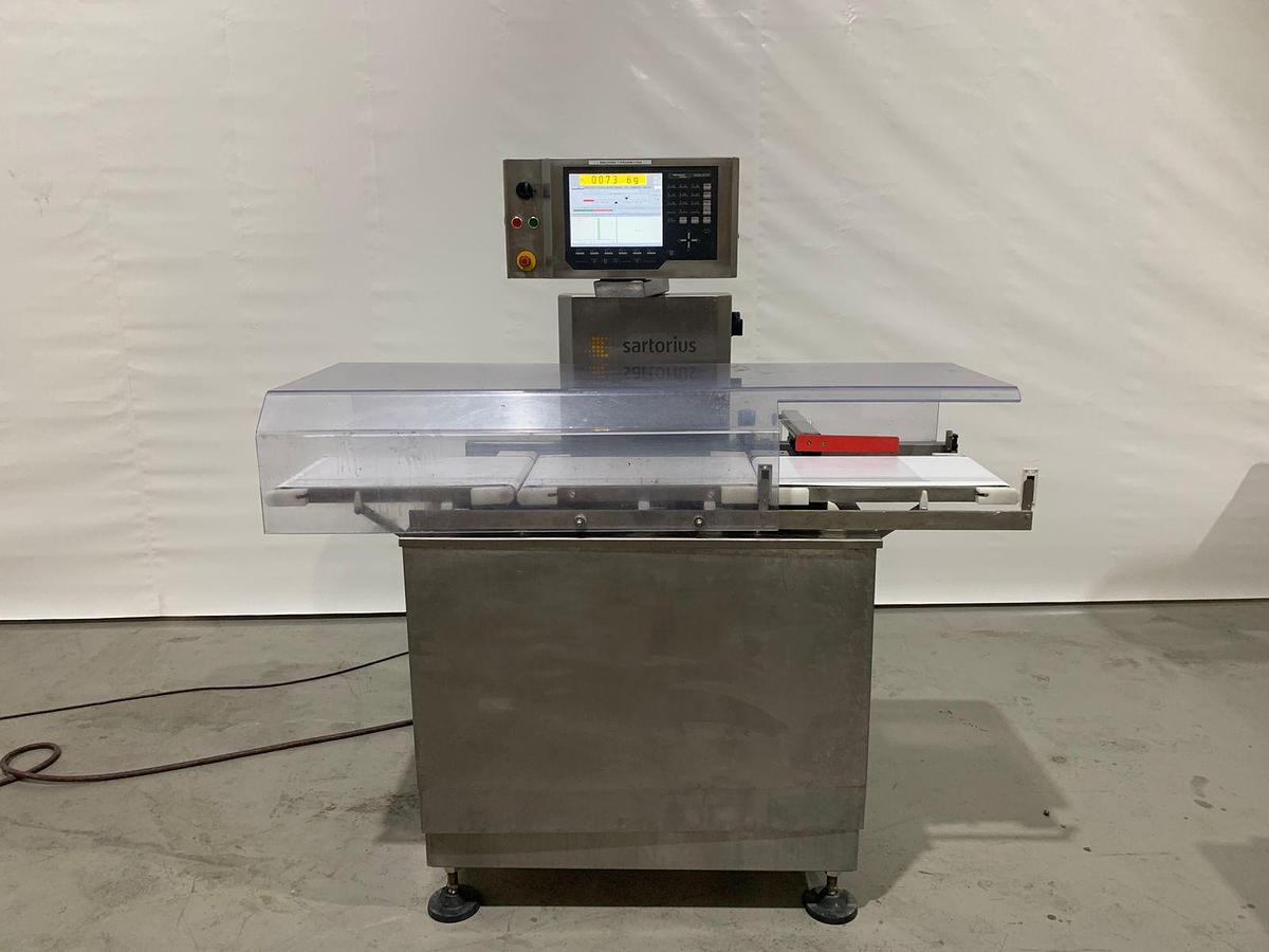 Used 2008 Sartorius EWK 3010 Checkweger met uitwerper