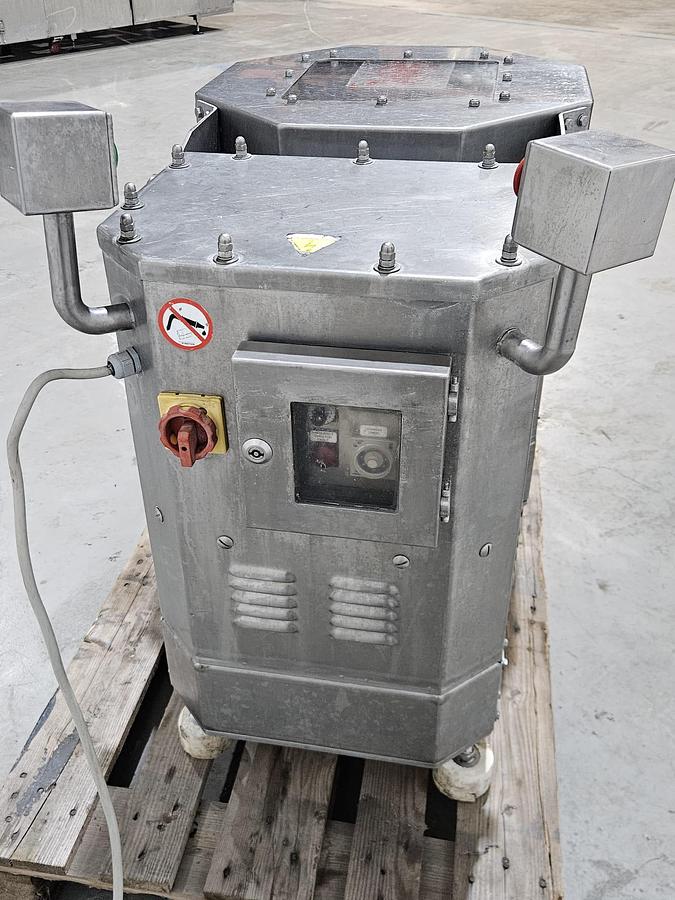 Gebruikt 2008 Technoceam Centrifuge