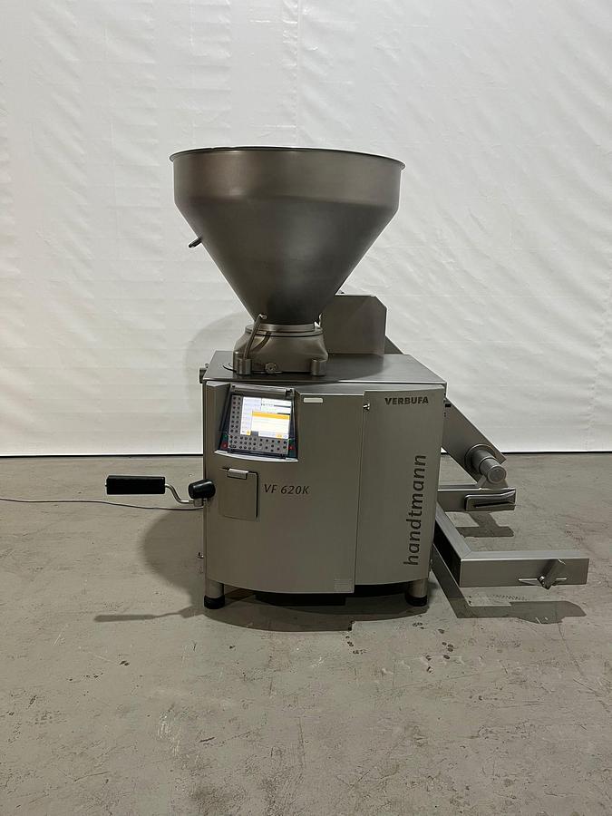 Used 2019 Handtmann Vacuümvuller, VF620K-pomp