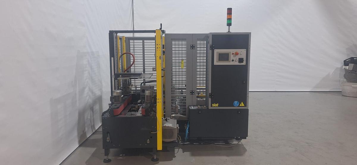 Gebruikt 2011 Siat Dozenvouwer/taper, type F344 SX