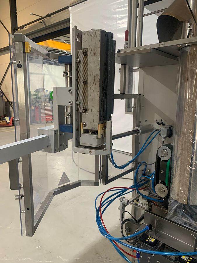 Used 2006 Innotech Verticale Verpakkingsmachine 3800 Revo S