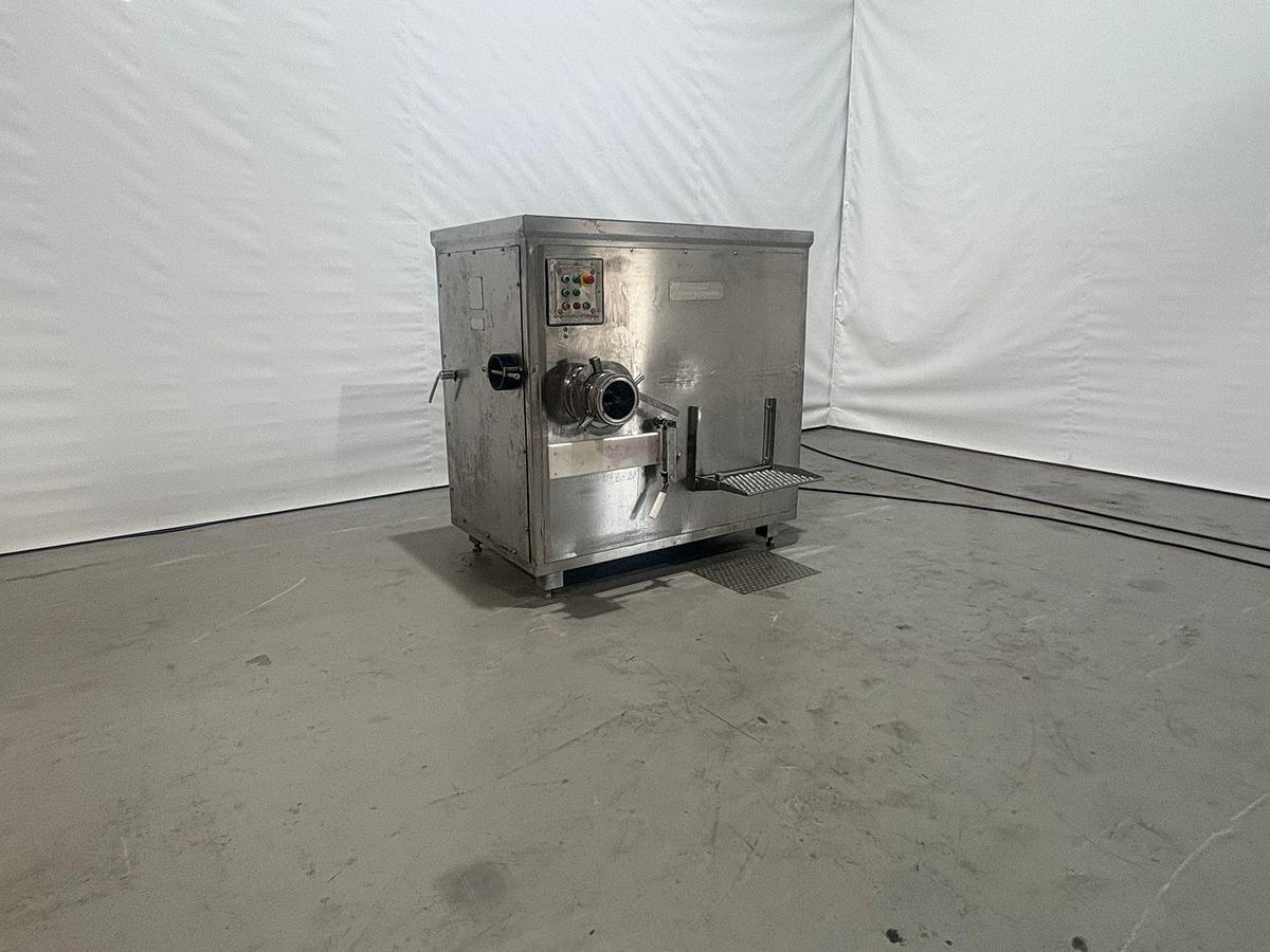 Gebruikt 1993 Kramer Grebe Vleesmolen, type: WW 160