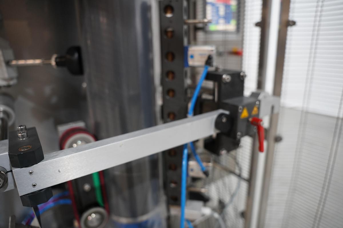 Gebruikt 2021 Inno-tech Verticale verpak en sealmachine 3800 REVO