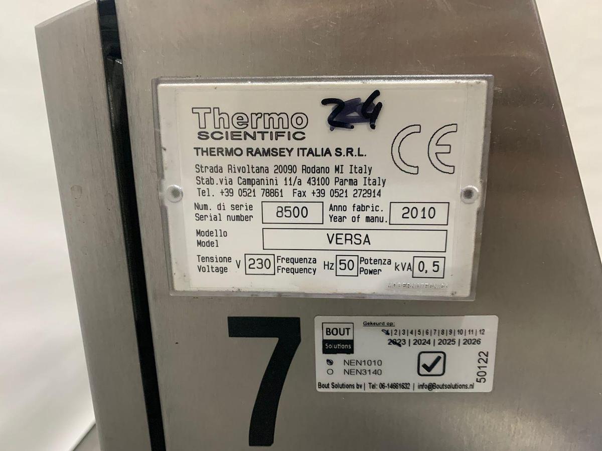 Used 2010 Thermo Scientific Checkweger, VersaWeigh