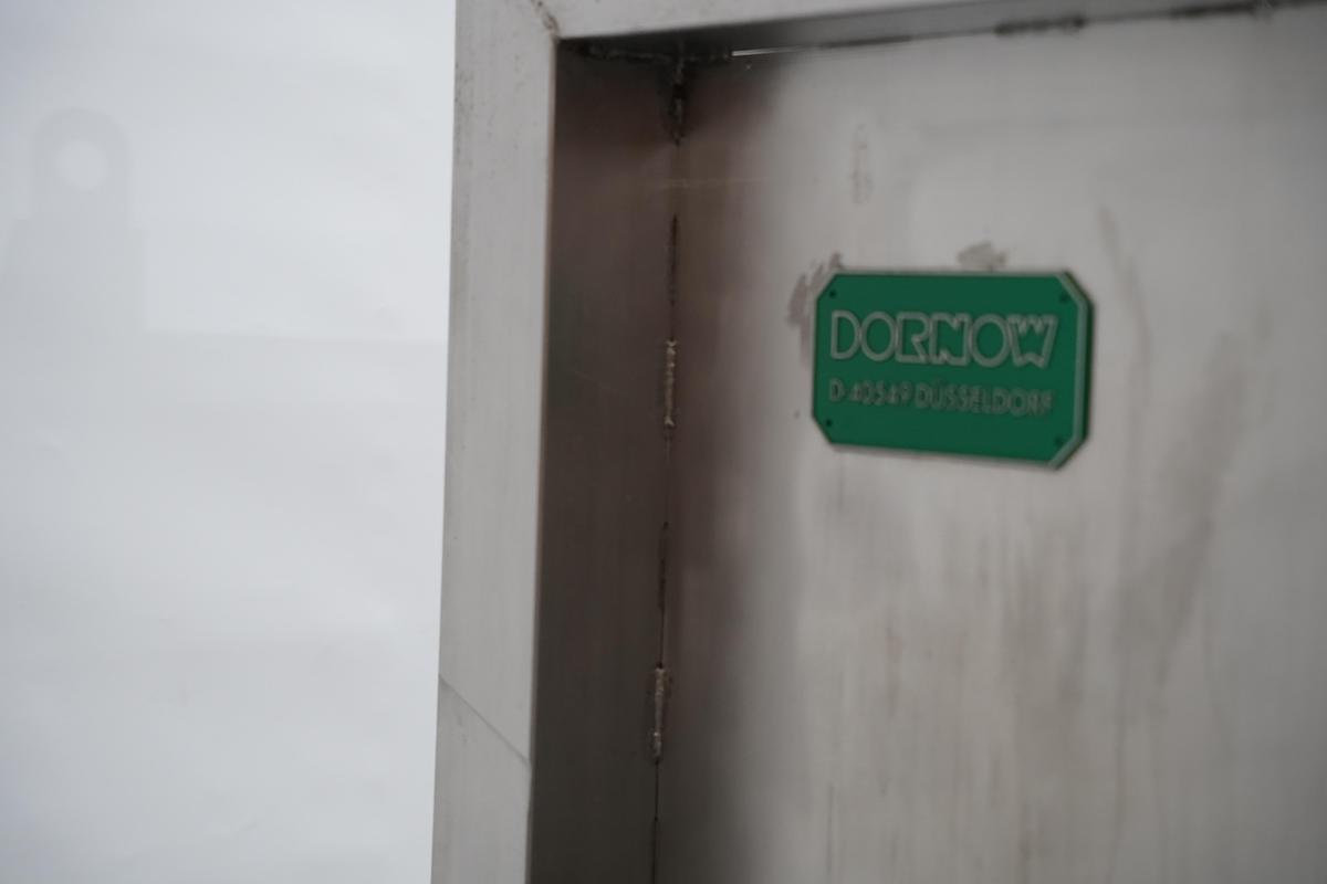 Gebruikt 2005 Dornow industriële schilmachine