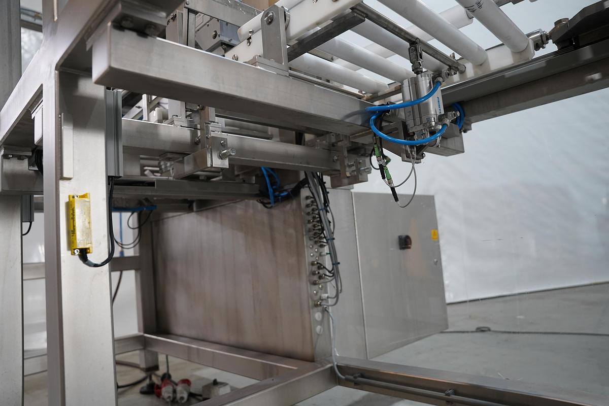 Gebruikt 2003 Hendriks Horizontale Deelmachine