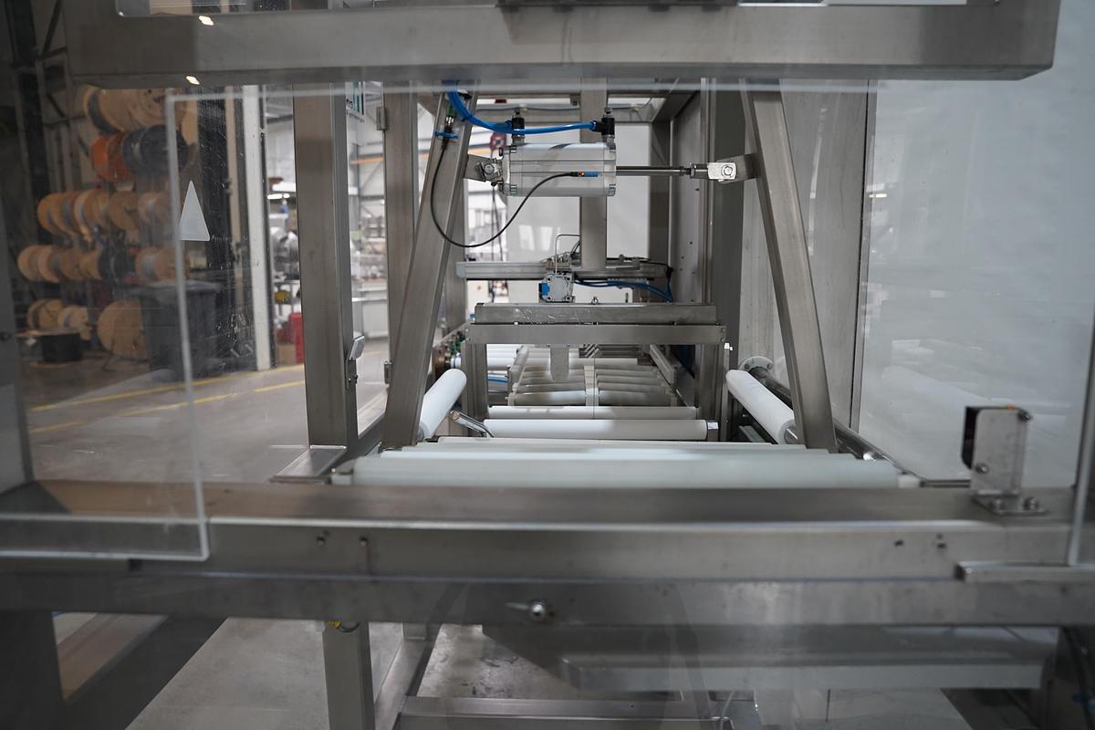 Gebruikt 2003 Hendriks Horizontale Deelmachine