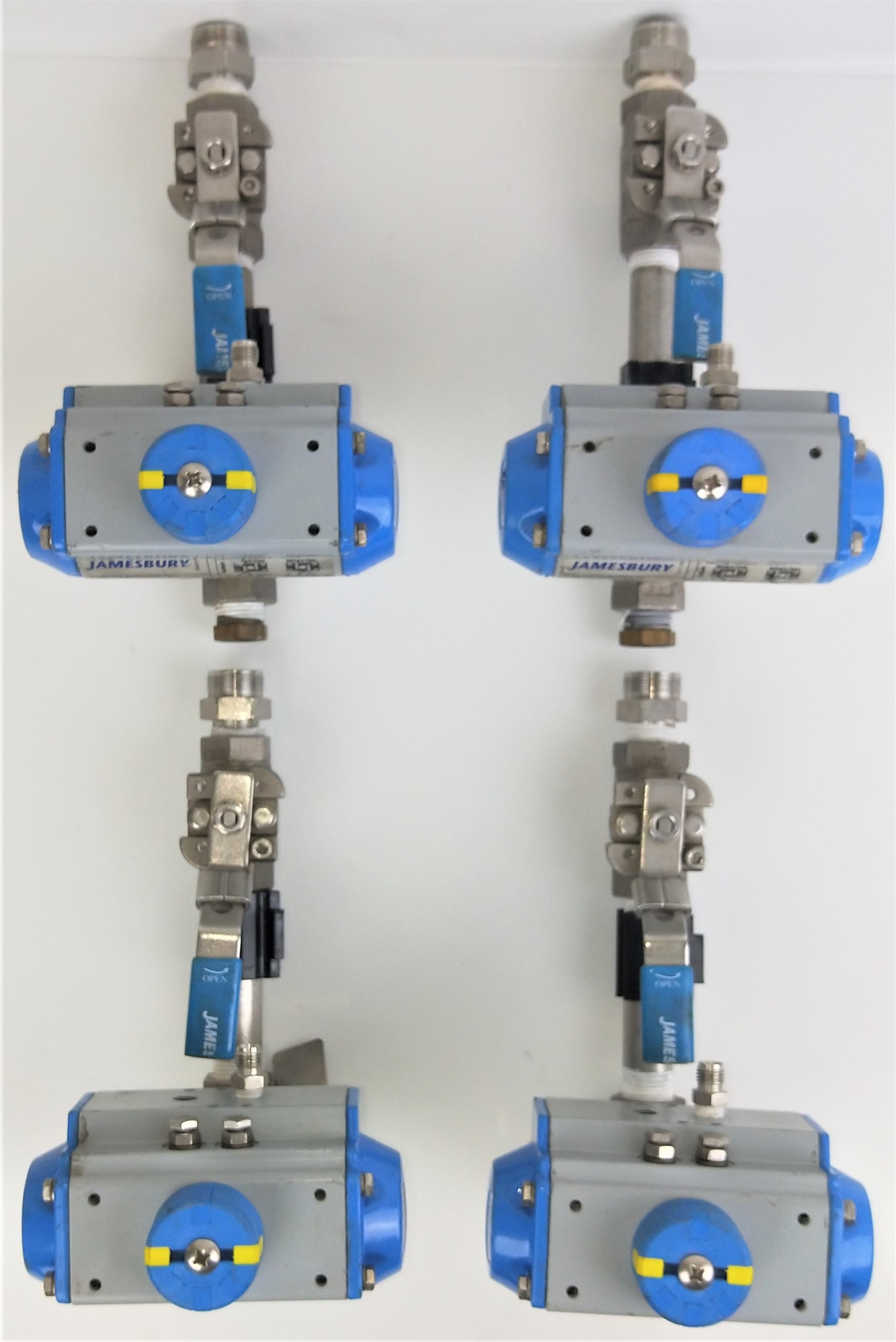 Used Jamesbury Valv-Powr VPVL051 SR4/5 B C Pneumatic Valve Actuator with CF8M Ball Valve