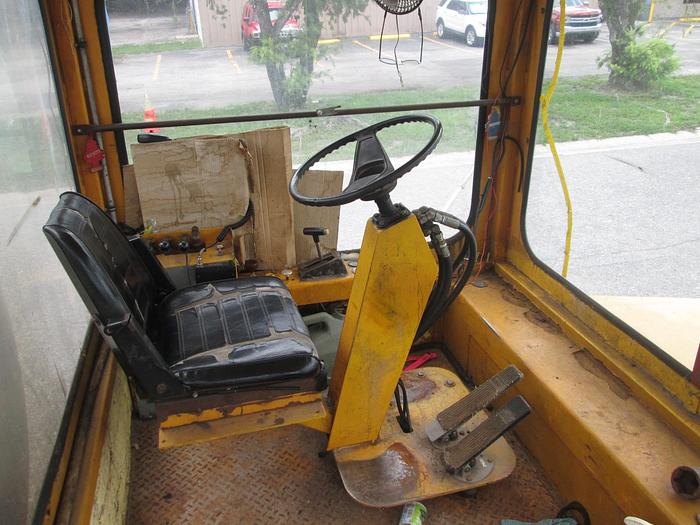 Used 1988 International Water Truck