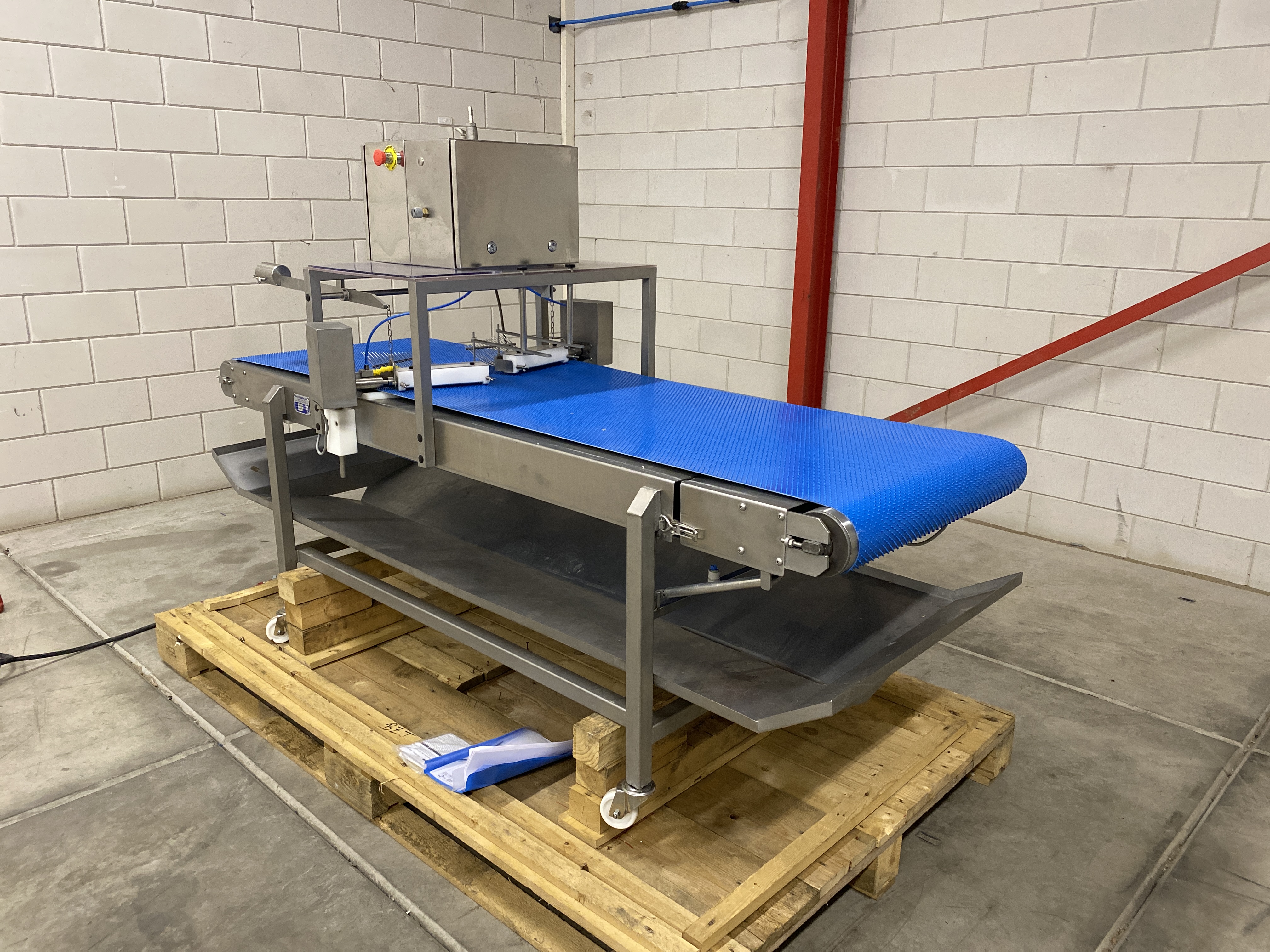 Used Kaj Olesen Pinboner