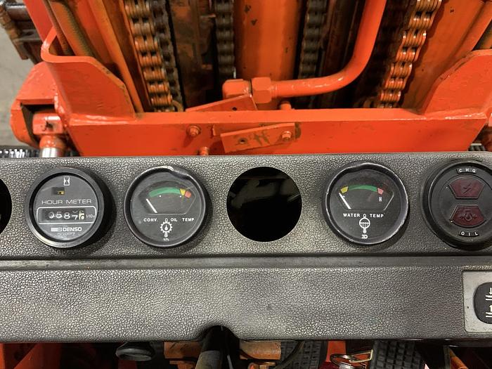 Used 8,000 POUND TOYOTA MODEL FGC40 FORKLIFT TRUCK