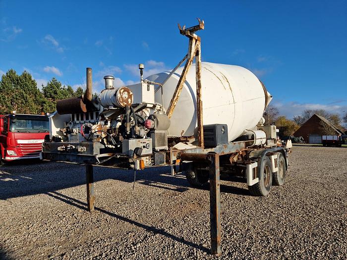 God Müller Mitteltal 2 Akslet Stetter 10 m3 Betontrailer
