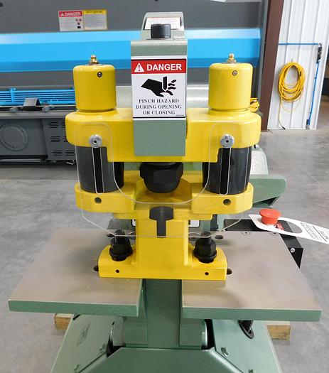 #10400: NEW Piranha P50 Hydraulic Ironworker