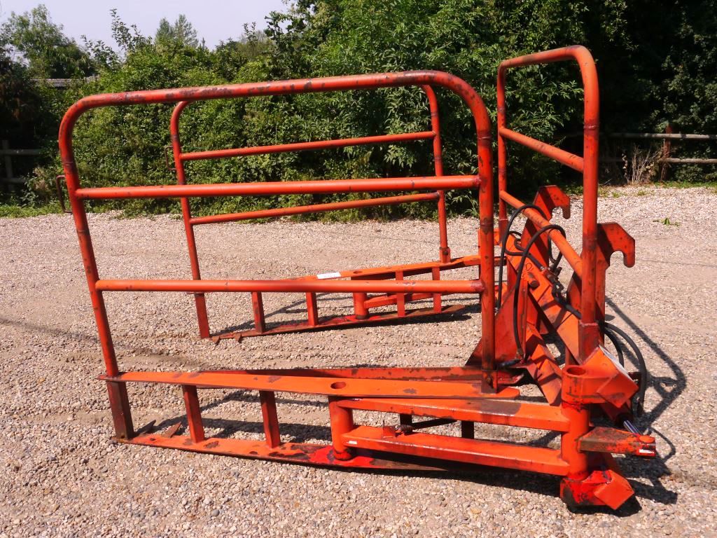 Used MultiMate 40 Bale Squeeze