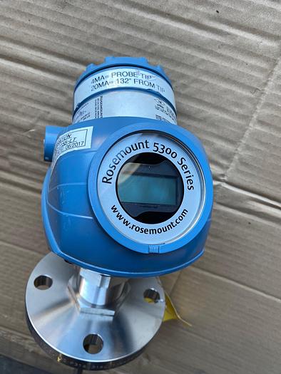 Used Rosemount 5301HA1S2V4BE01206AAE5M1C1Q4, 5300 Series Level Transmitter 132" Probe