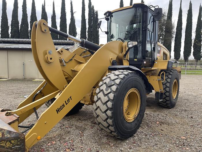Used 2016 CAT 938M