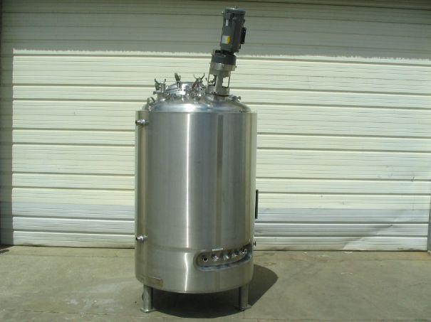 Usado 330 GALLON PRESSURE TANK.  SEITZ STAINLESS SERIAL S91-5909