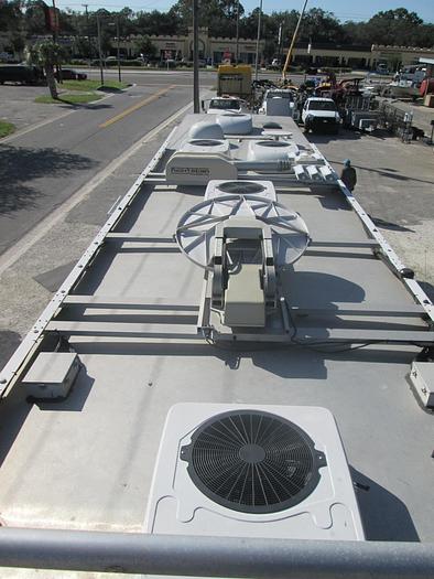 Used 2005 Farber Specialty Command Center Trailer