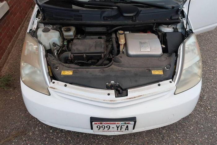 Used 2005 TOYOTA PRIUS HYBRID CAR