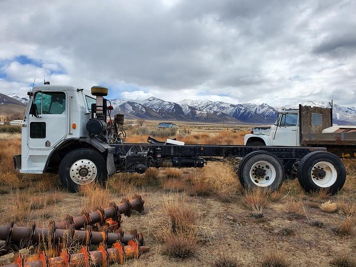 Used Peterbilt 320 Chassis Truck