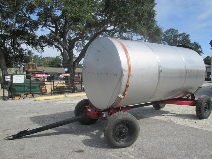 Used Knowles Off Road Fuel Tank and Trailer