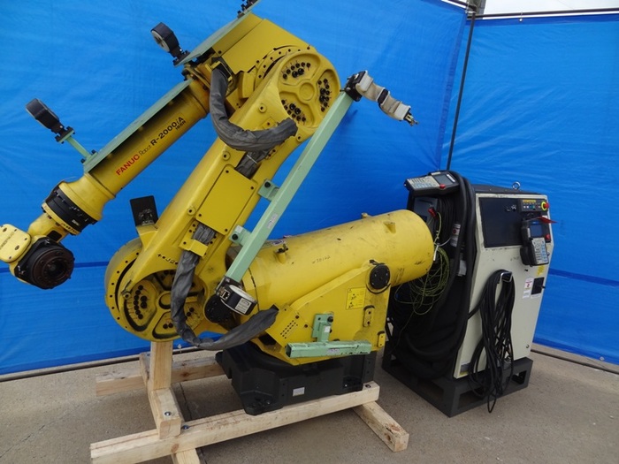 Used FANUC R2000iA/165R CNC 6 AXIS ROBOT W/RJ3IB CONTROL