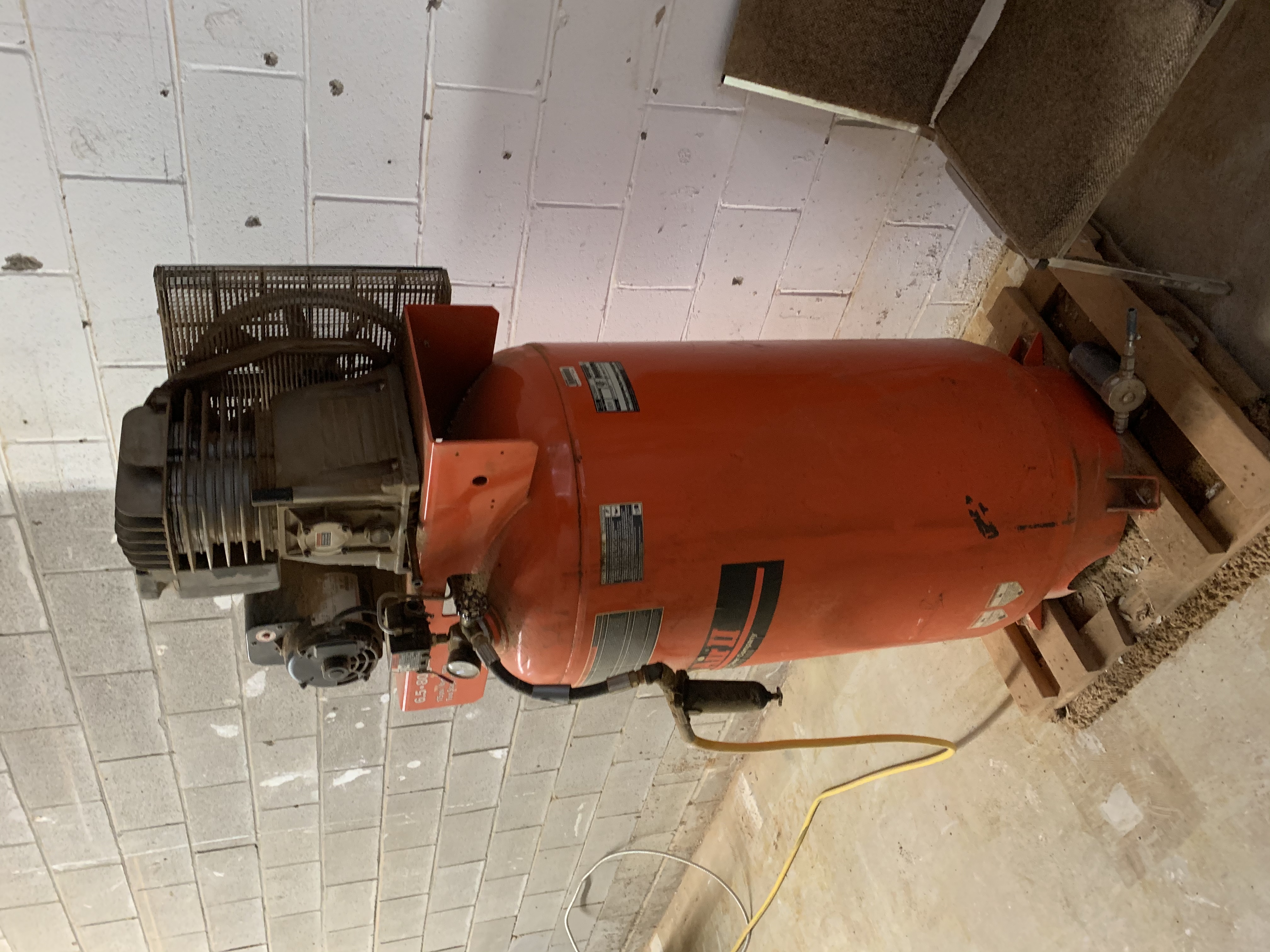 Used 1994 Devilbliss Pro Air II Compressor